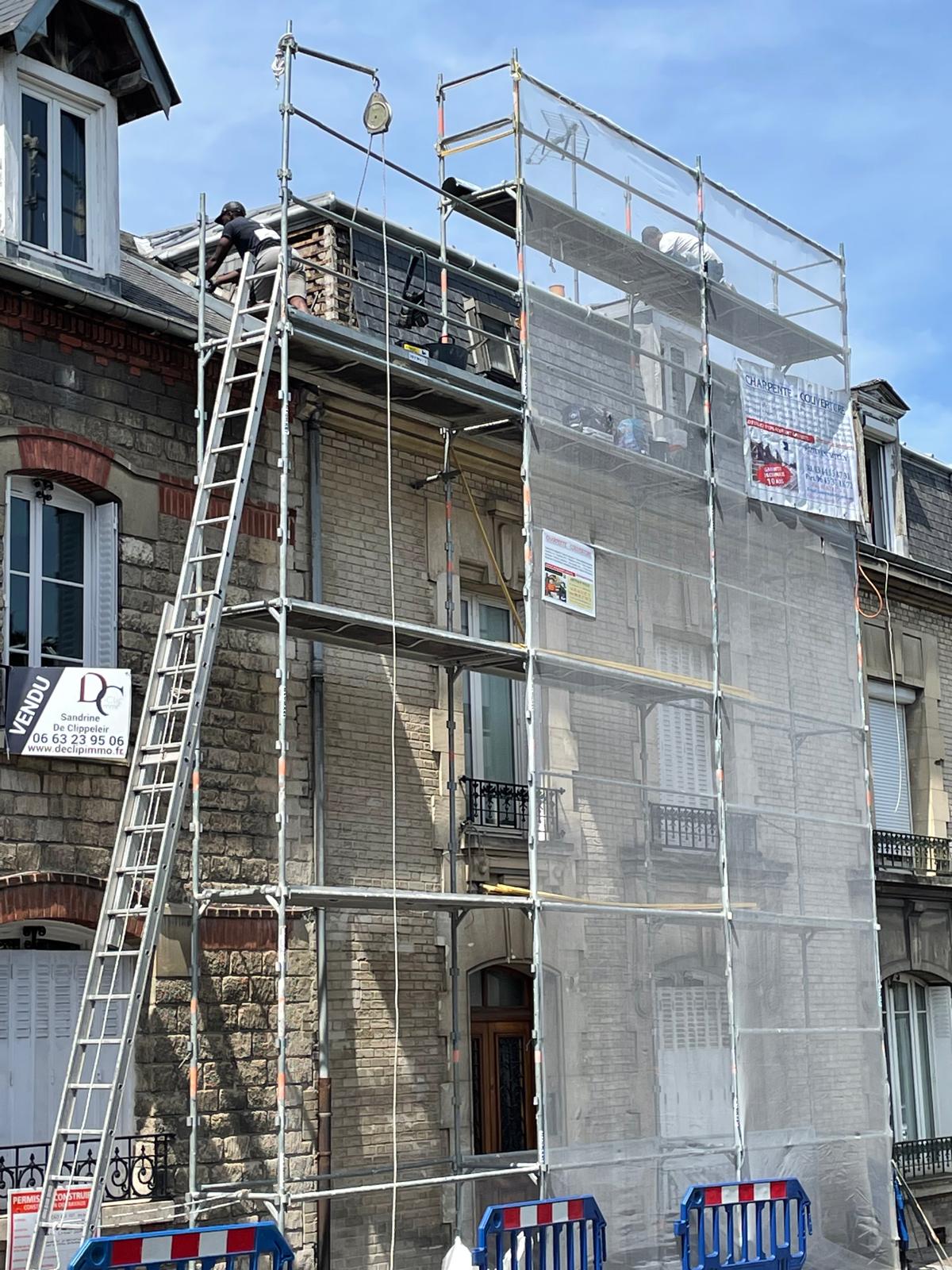Réparation toiture fuite Compiègne
