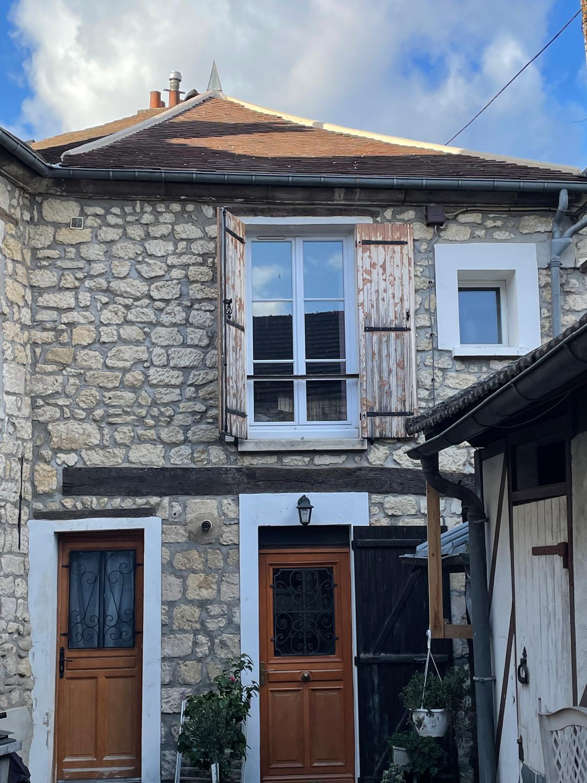 Toiture tuiles maison ancienne